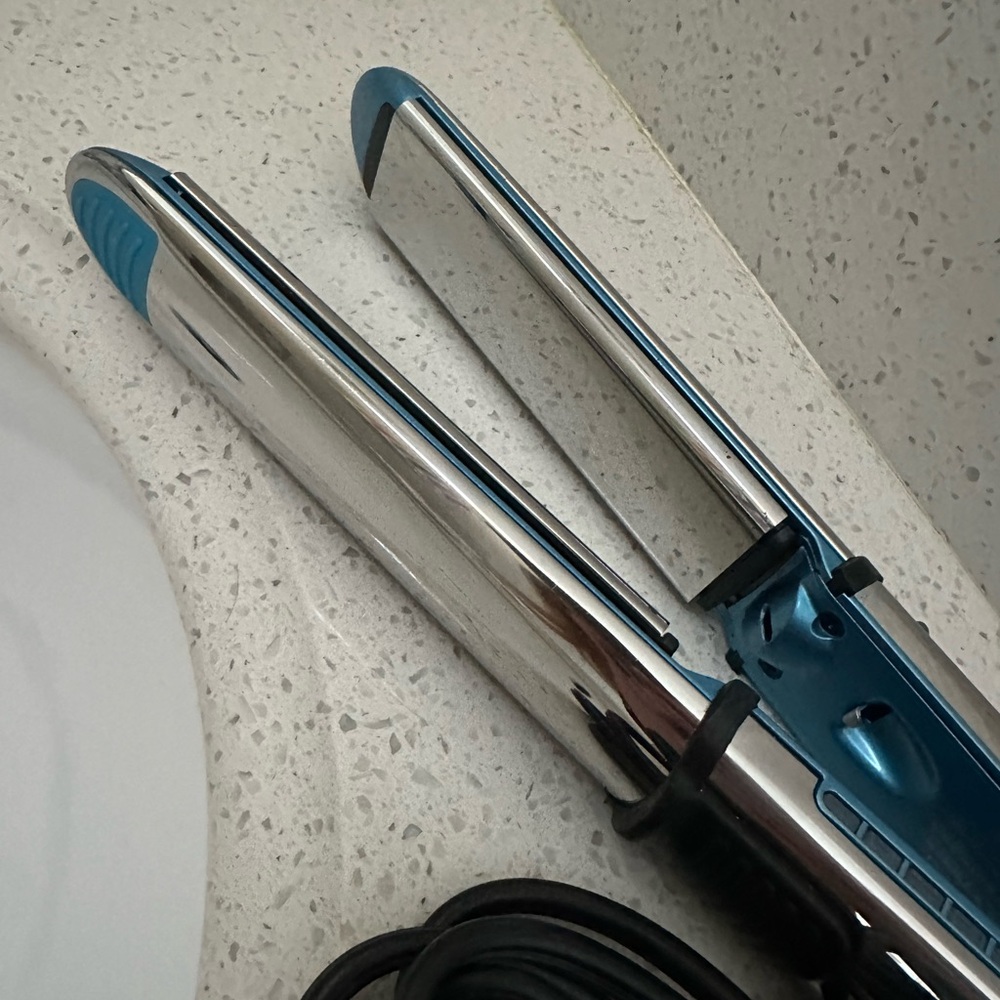 BaByliss Pro Prima 3000 Hair Straightener - Picture 3 of 16